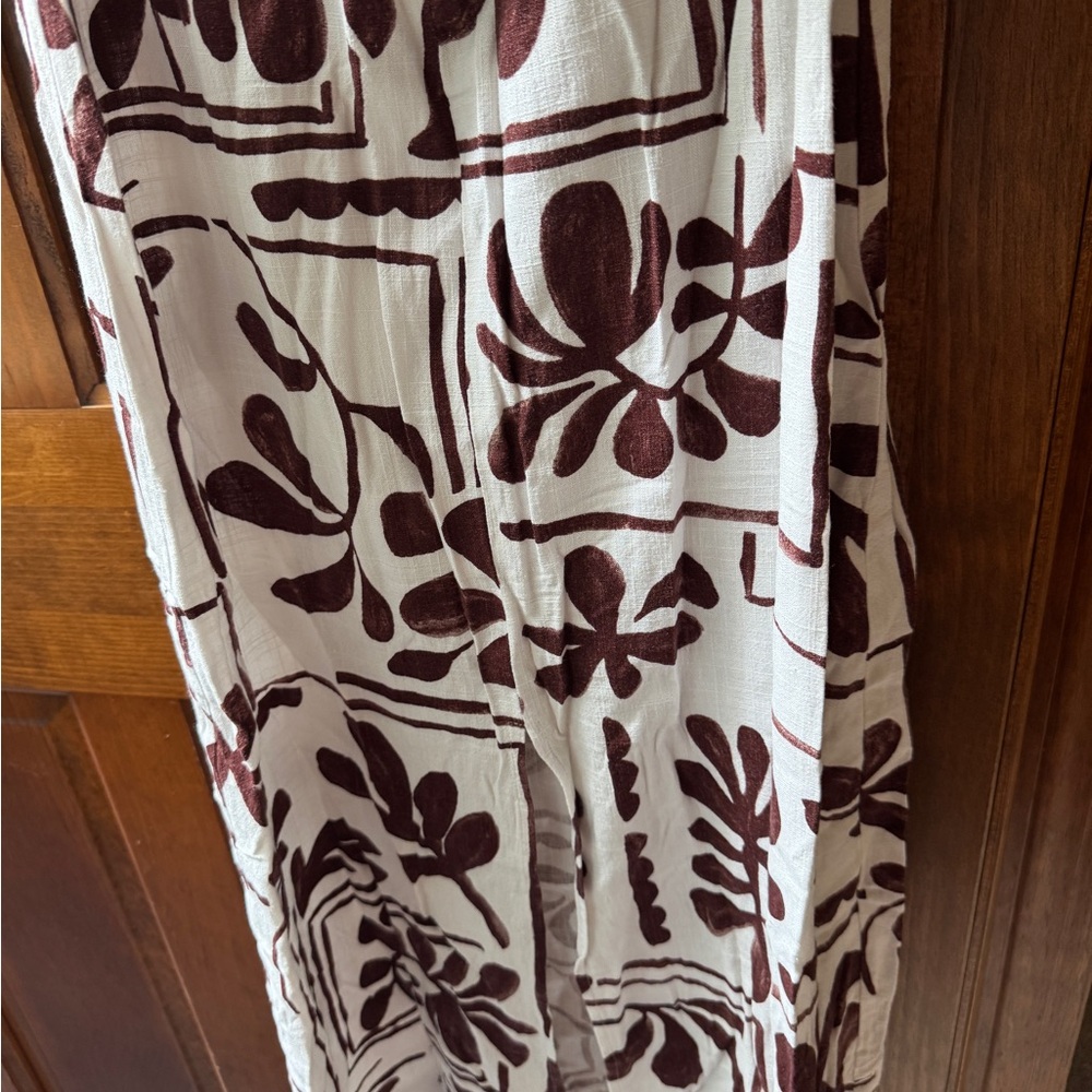 White and Brown Dress - Picture 4 of 4